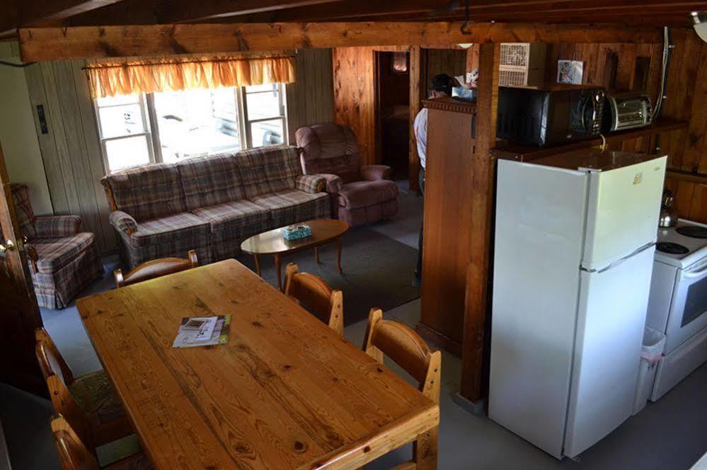 Birchland Cottages Iron Bridge Екстер'єр фото